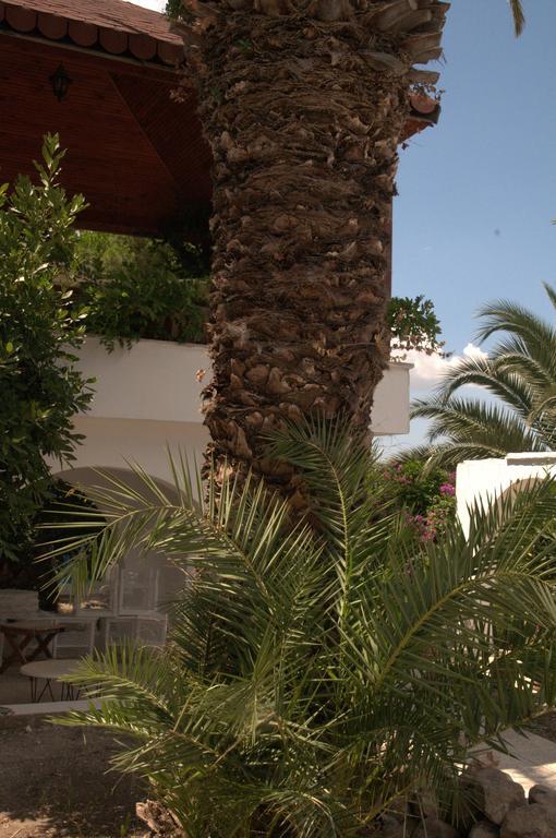 Pasalimani Hotel Cesme Exterior photo