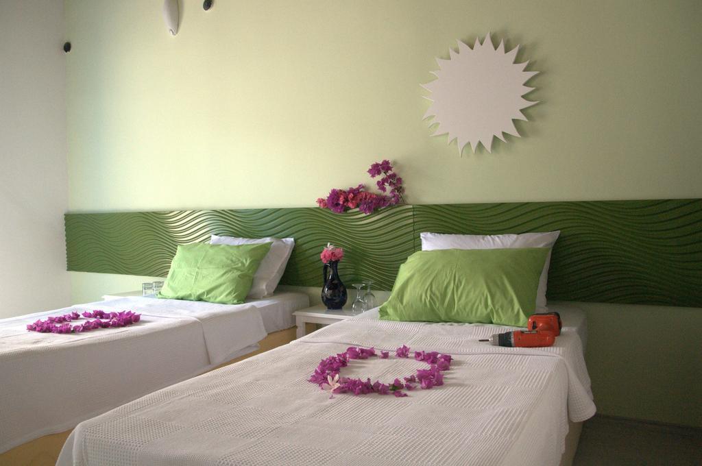 Pasalimani Hotel Cesme Exterior photo